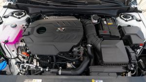 Hyundai Elantra N (2022) Engine.jpg